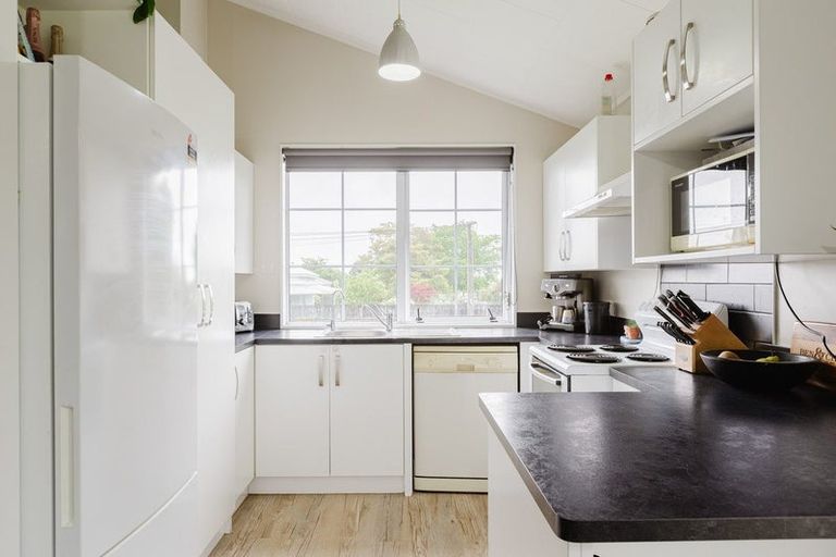 Photo of property in 15 Ranfurly Road, Feilding, 4702