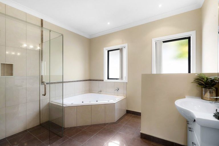 Photo of property in 107 Arataki Road, Havelock North, 4130