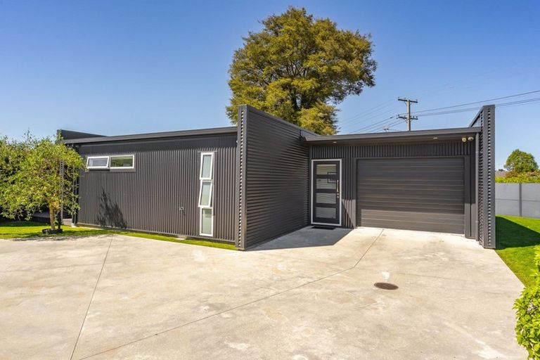 Photo of property in 33 Mcmaster Street, Greytown, 5712