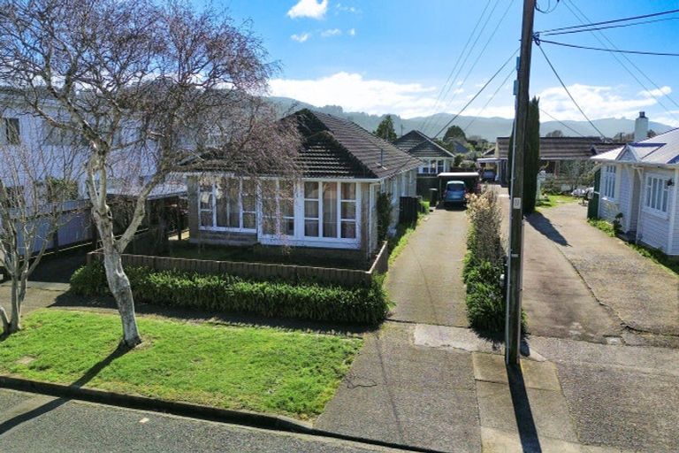 Photo of property in 37-39 Gordon Street, Avalon, Lower Hutt, 5011