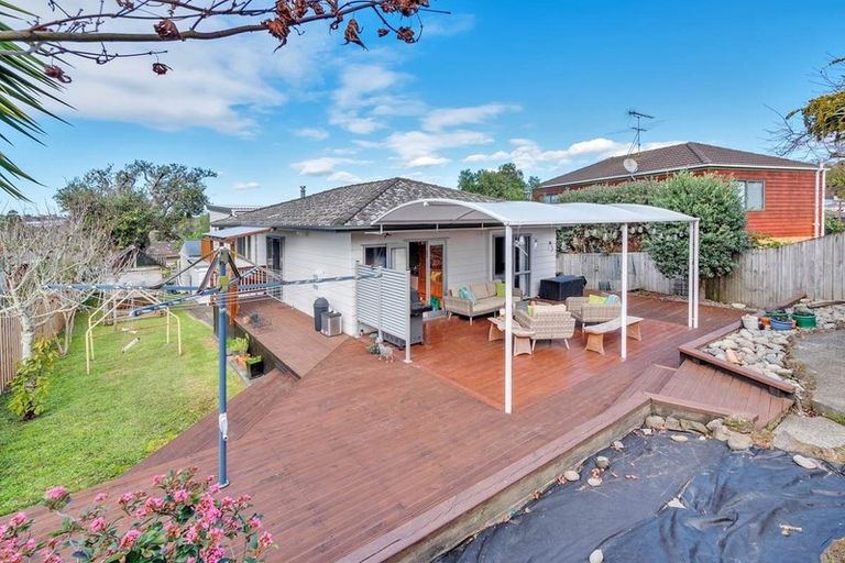 Photo of property in 52b Weldene Avenue, Glenfield, Auckland, 0629