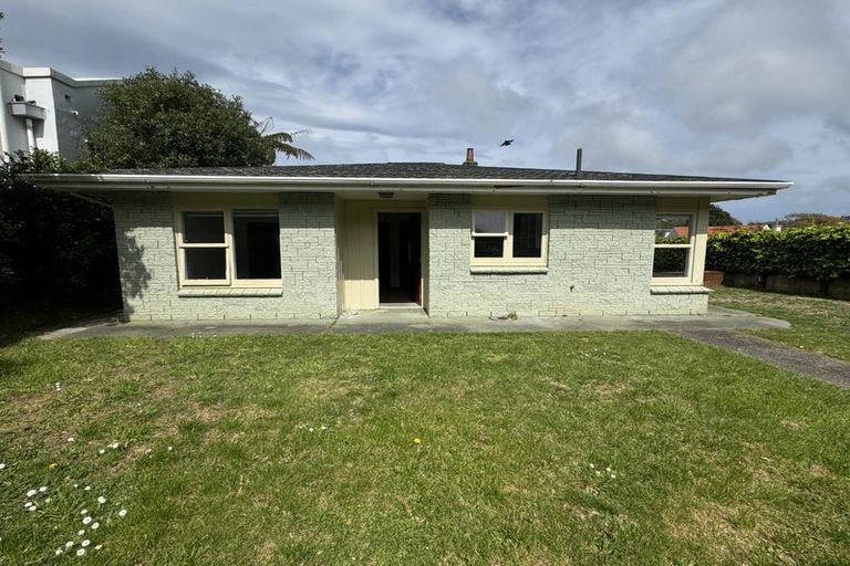 Photo of property in 84 Khandallah Road, Khandallah, Wellington, 6035