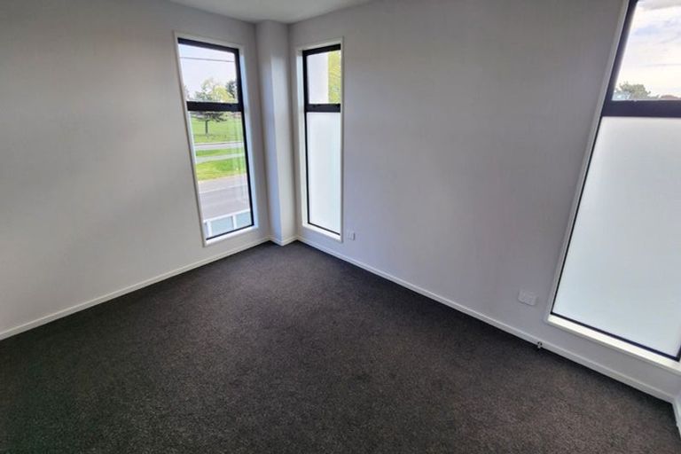 Photo of property in 317 Linwood Avenue, Linwood, Christchurch, 8062