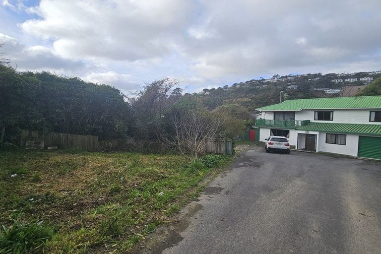 Photo of property in 33 Hindmarsh Street, Johnsonville, Wellington, 6037