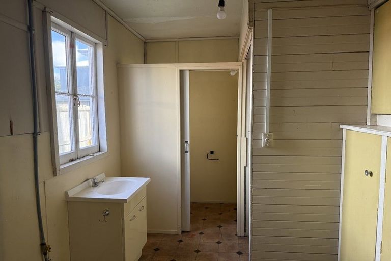 Photo of property in 11/11a Euston Street, Riccarton, Christchurch, 8041