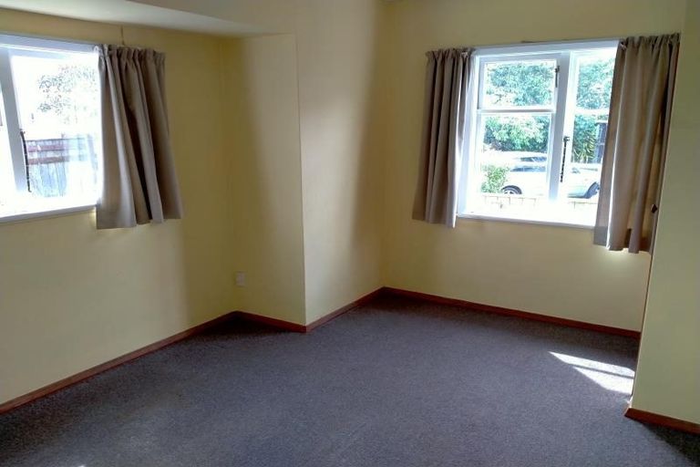 Photo of property in 12 Kauri Street, Roslyn, Palmerston North, 4414