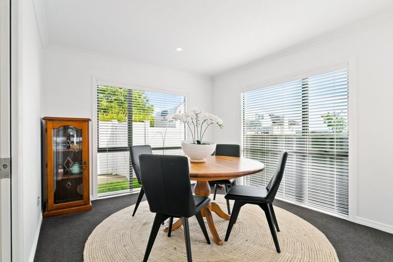 Photo of property in 7 Archer Rayner Place, Greenhithe, Auckland, 0632