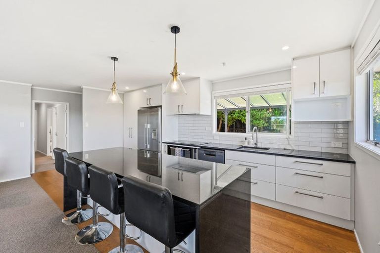 Photo of property in 54 Chorley Avenue, Massey, Auckland, 0614