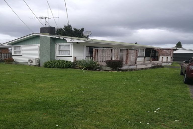 Photo of property in 15 Yvonne Street, Melville, Hamilton, 3206