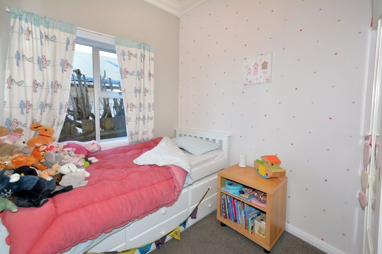 Photo of property in 23 Oakland Street, Andersons Bay, Dunedin, 9013