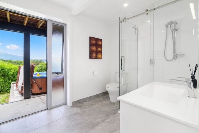 Photo of property in 85 Spencer Road, Lake Tarawera, Rotorua, 3076