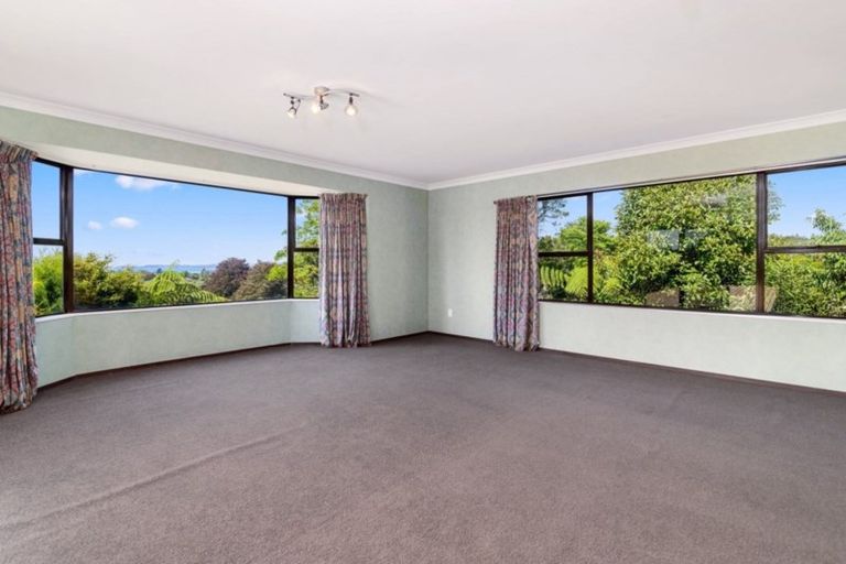 Photo of property in 29 Wychwood Crescent, Springfield, Rotorua, 3015