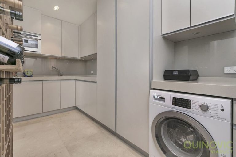 Photo of property in Shangri La Apartments, 5/97 Jervois Road, Herne Bay, Auckland, 1011