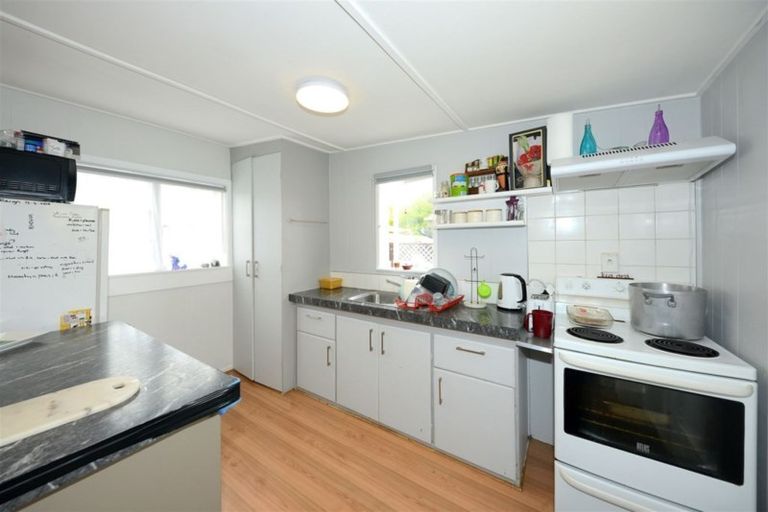 Photo of property in 1/32 Mackworth Street, Woolston, Christchurch, 8062