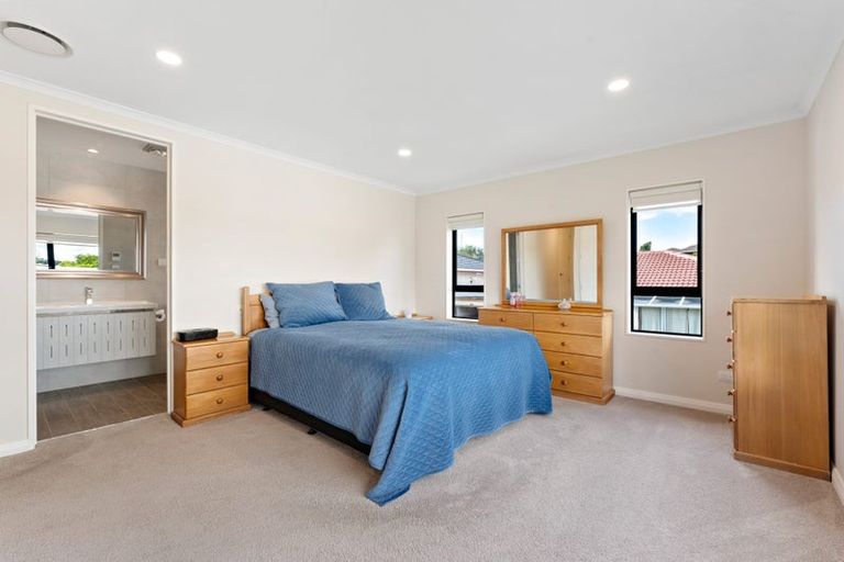 Photo of property in 39a Edgeworth Road, Glenfield, Auckland, 0629