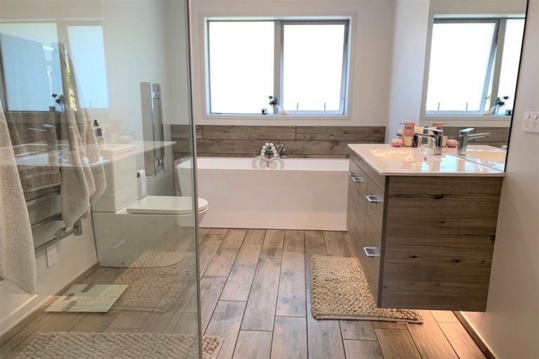 Photo of property in 29 Alderton Drive, Kerikeri, 0230