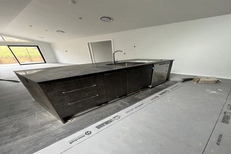 Photo of property in 195 Howden Drive, Jacks Point, 9371