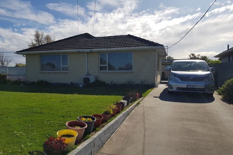 Photo of property in 9 Pembroke Street, Avondale, Christchurch, 8061