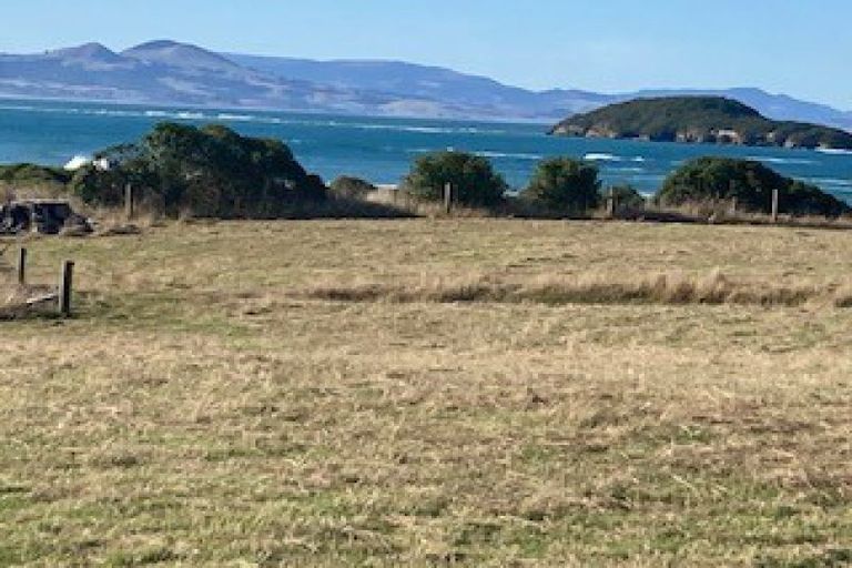 Photo of property in 11 Otuarae Drive, Taieri Beach, 9091