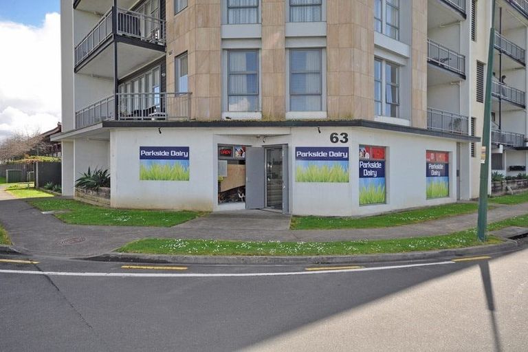 Photo of property in 1/63 Kestev Drive, Flat Bush, Auckland, 2016