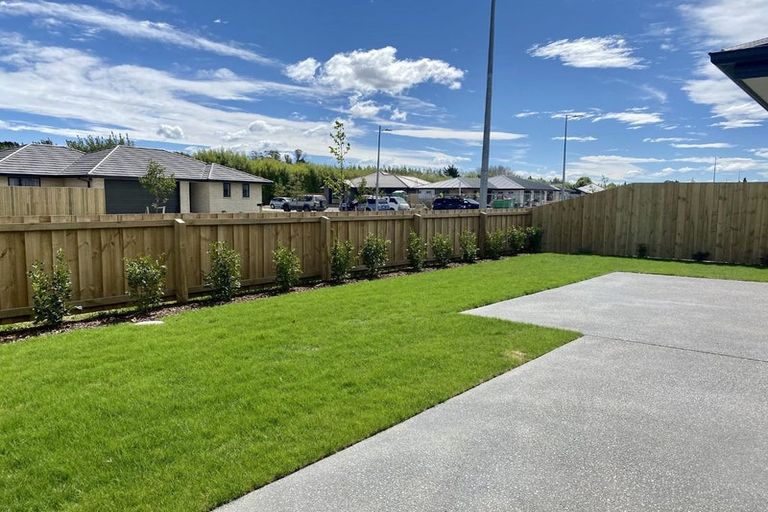 Photo of property in 8 Saddlers Lane, Yaldhurst, Christchurch, 8042