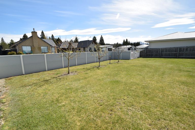 Photo of property in 29 Rhoboro Road, Twizel, 7901