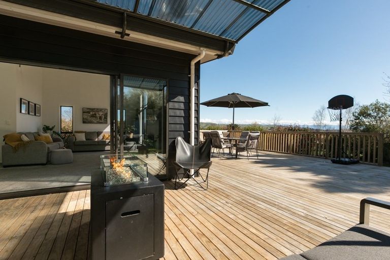 Photo of property in 12 Brooker Place, Waipukurau, 4200