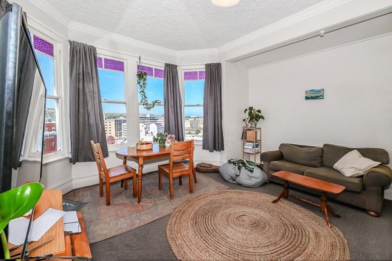 Photo of property in 5 Elm Row, Dunedin Central, Dunedin, 9016