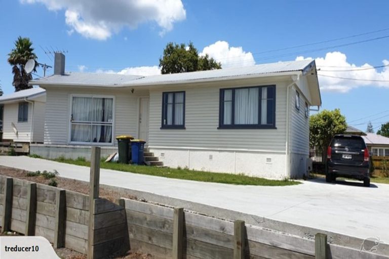 Photo of property in 193 Birkdale Road, Birkdale, Auckland, 0626