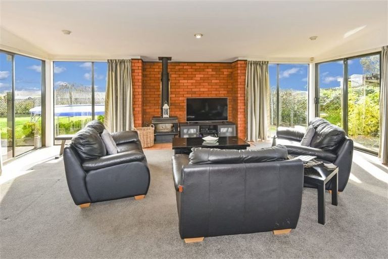 Photo of property in 40 Top Road, Dairy Flat, Albany, 0792