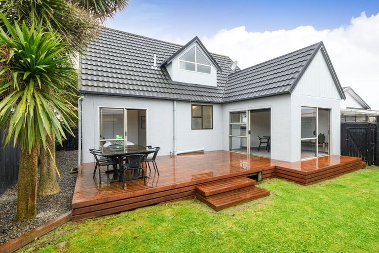 Photo of property in 76a Wood Street, Takaro, Palmerston North, 4410