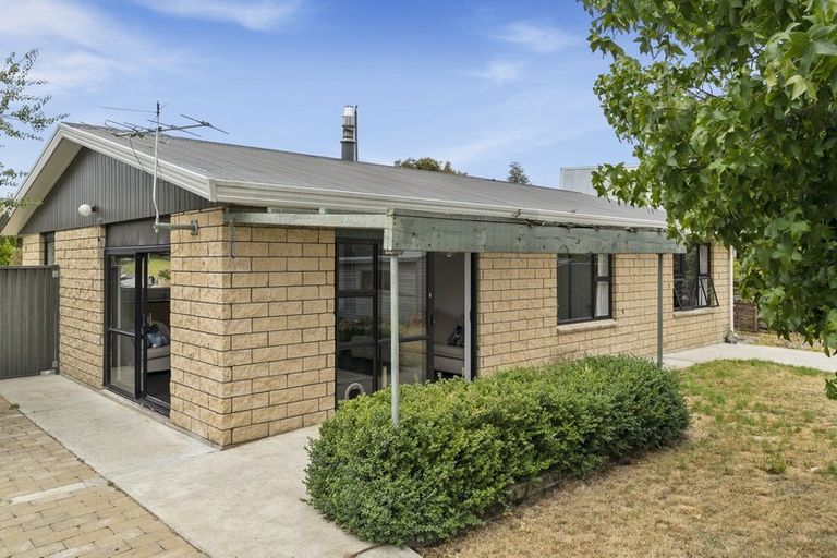 Photo of property in 87 Newcastle Street, Clyde, 9330