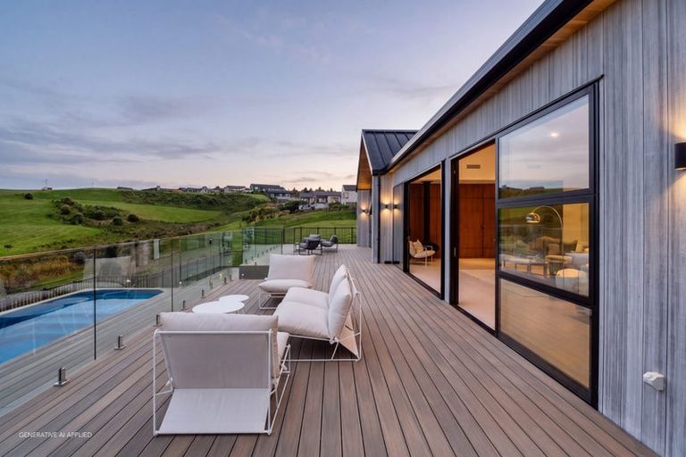 Photo of property in 10 Taha Puke Road, Okura Bush, Silverdale, 0794