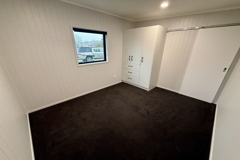 Photo of property in 11 Cooper Place, Papakura, 2110