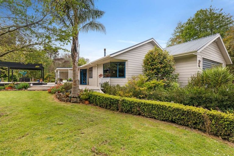 Photo of property in 1232 Pipiwai Road, Ruatangata West, Whangarei, 0176