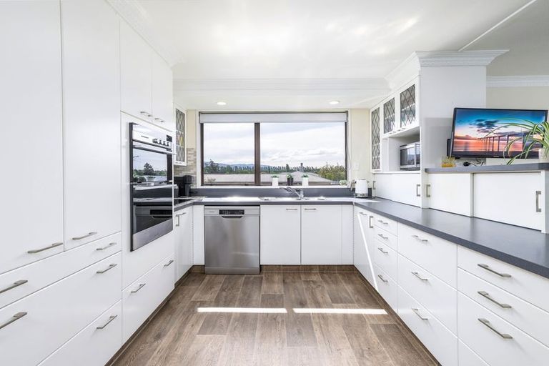 Photo of property in 6 Exeter Street, Waimate, 7924