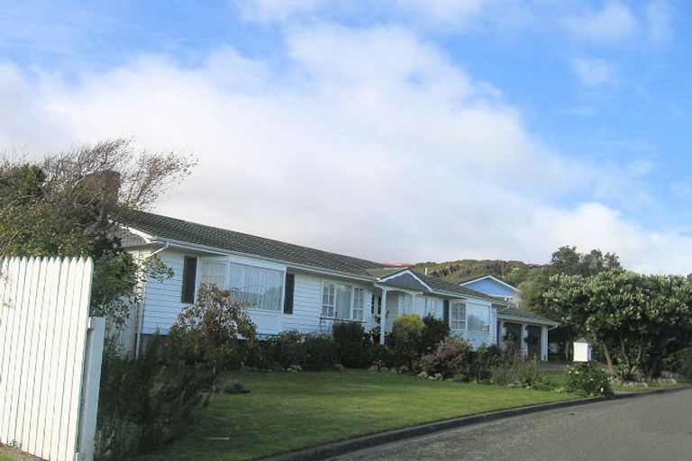 Photo of property in 4 Cassley Crescent, Papakowhai, Porirua, 5024