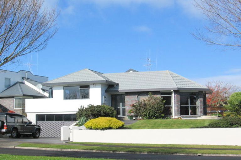 Photo of property in 30a Harrowfield Drive, Harrowfield, Hamilton, 3210