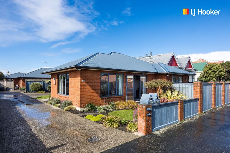 Photo of property in 83 Queens Drive, Saint Kilda, Dunedin, 9012