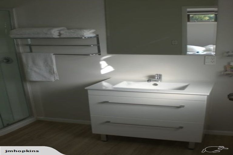 Photo of property in 98/98a Glenpark Avenue, Frankleigh Park, New Plymouth, 4310