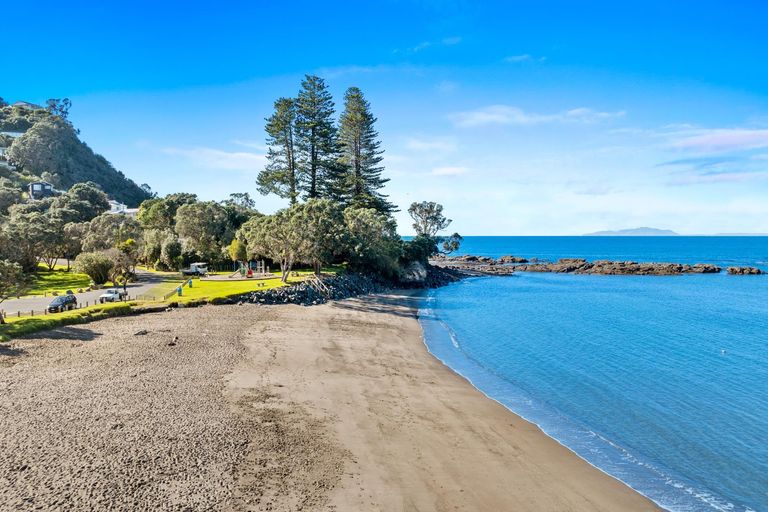 Photo of property in 1 Spray Crescent, Leigh, 0985