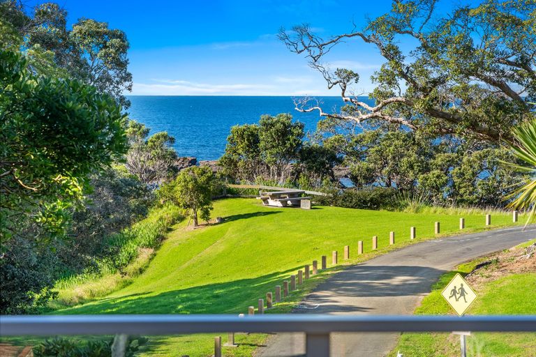 Photo of property in 1 Spray Crescent, Leigh, 0985