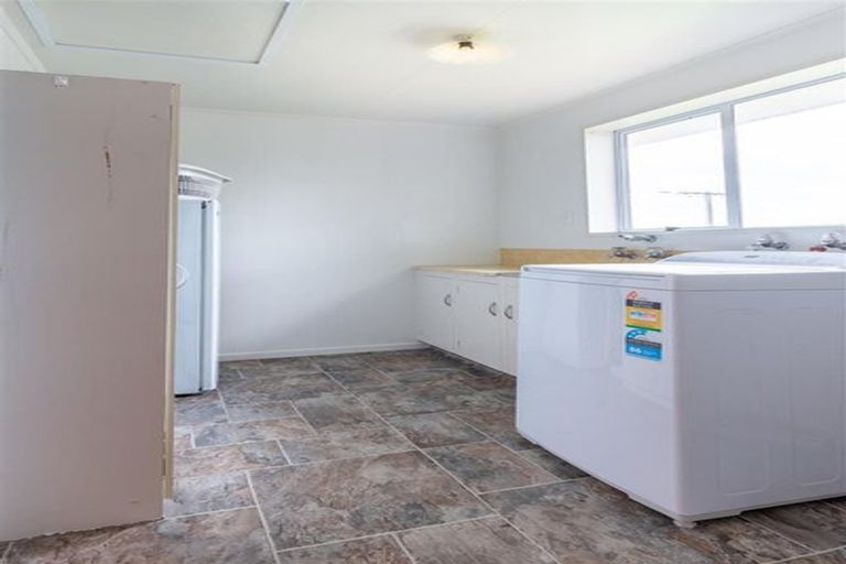 Photo of property in 11 Oxford Street, Waimate, 7924