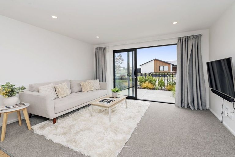 Photo of property in 12 Miromiro Street, Broomfield, Christchurch, 8042