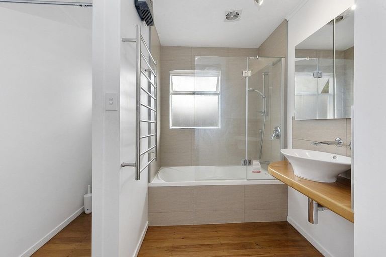 Photo of property in 54 Pulham Crescent, Queenwood, Hamilton, 3210