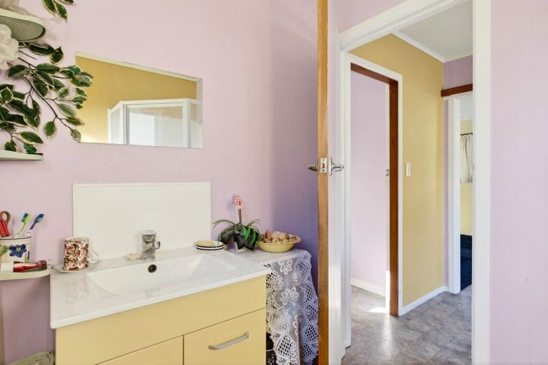 Photo of property in 11 Harris Street, Kaiti, Gisborne, 4010