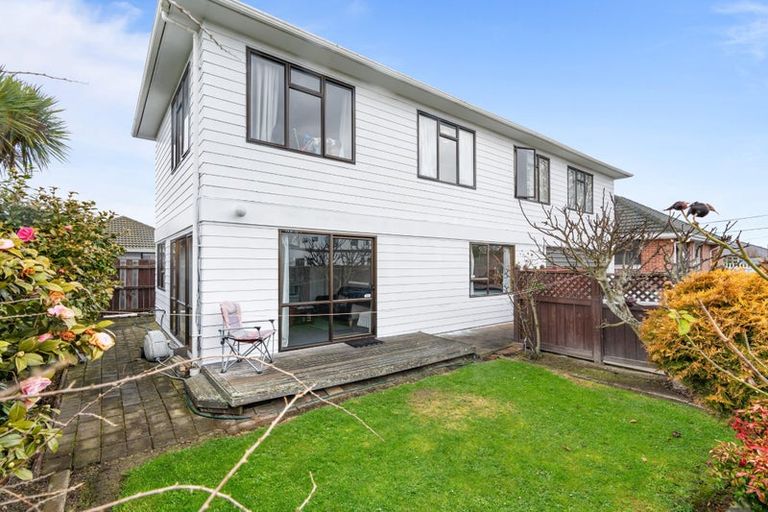 Photo of property in 22 Field Terrace, Upper Riccarton, Christchurch, 8041