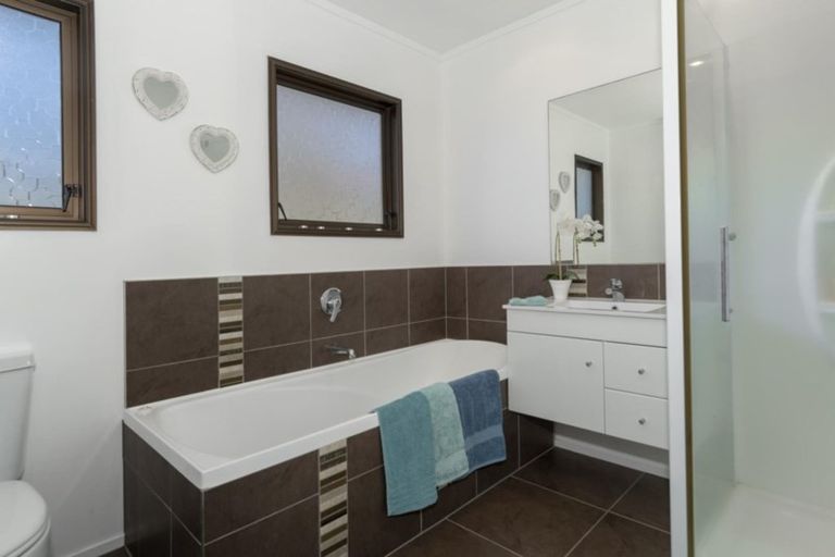 Photo of property in 42 Manuwai Drive, Matua, Tauranga, 3110