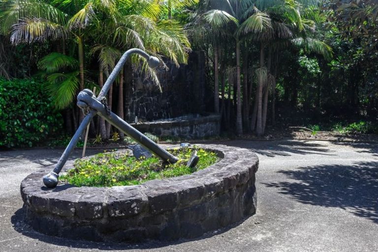 Photo of property in 30 Pleasant Way, Matakatia, Whangaparaoa, 0930