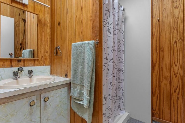 Photo of property in 203 Harbour Road, Ohope, 3121